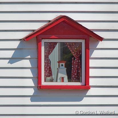 Red Window_03534.jpg - Photographed in Parry Sound, Ontario, Canada.